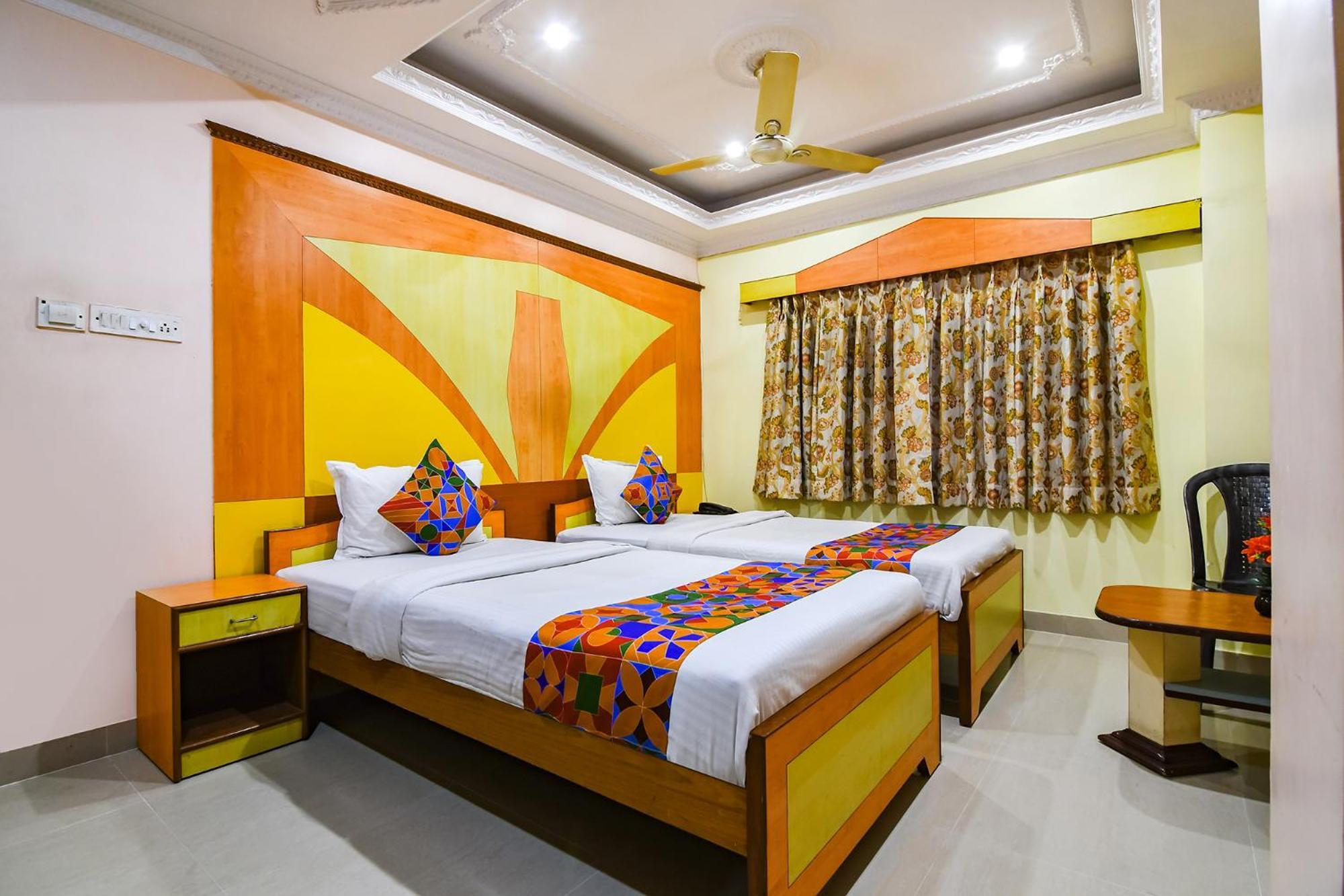Hotel FabExpress Wild Orchid Kalkutta Exterior foto